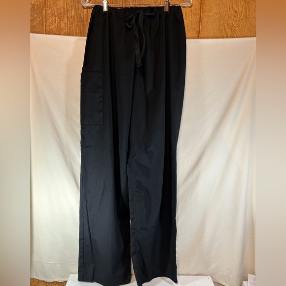 Cherokee Work Wear Women’s black scrubs pants L - Picture 1 of 4